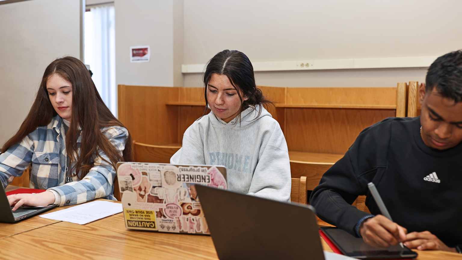 A Guide to Working in Groups Learning Centers